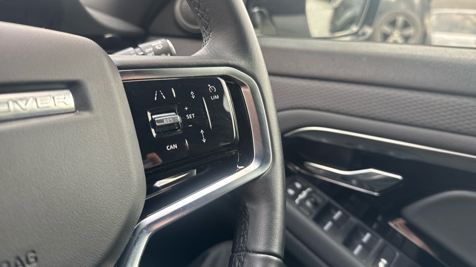 Land Rover Range Rover Evoque 2.0 D200 R-Dynamic S 5dr Auto Diesel Hatchback - Image 39