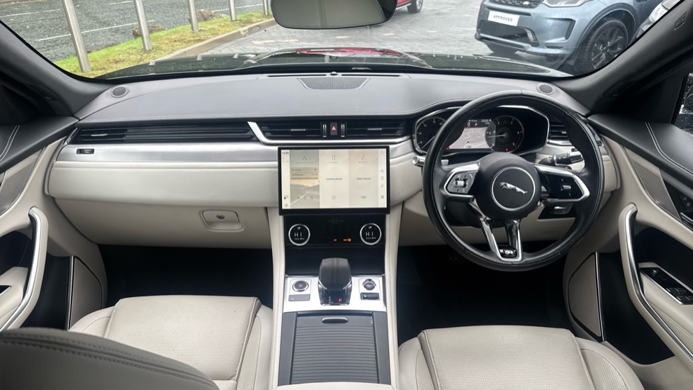Jaguar F-Pace 2.0 D200 R-Dynamic S 5dr Auto AWD Diesel Estate - Image 9