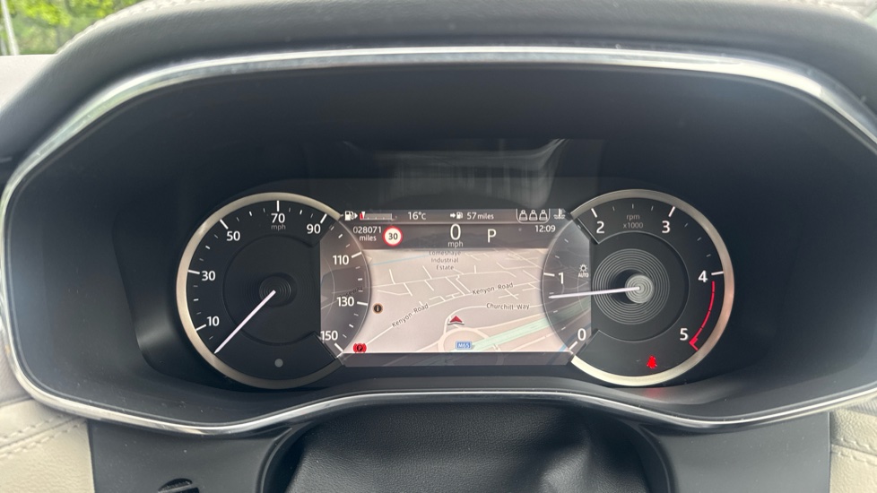 Jaguar F-Pace 2.0 D200 R-Dynamic S 5dr Auto AWD Diesel Estate - Image 16