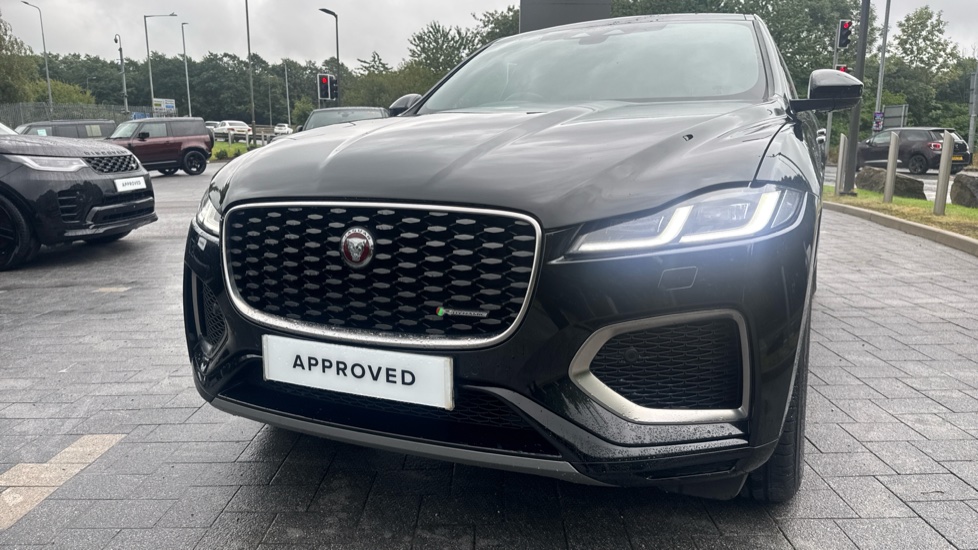 Jaguar F-Pace 2.0 D200 R-Dynamic S 5dr Auto AWD Diesel Estate - Image 35