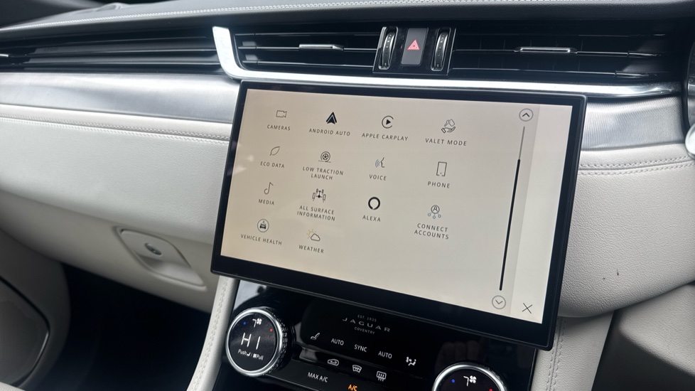 Jaguar F-Pace 2.0 D200 R-Dynamic S 5dr Auto AWD Diesel Estate - Image 46