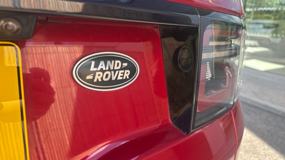 Land Rover Discovery Sport 2.0 D150 R-Dynamic SE 5dr Auto Diesel Station Wagon - Image 28