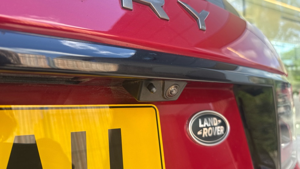 Land Rover Discovery Sport 2.0 D150 R-Dynamic SE 5dr Auto Diesel Station Wagon - Image 29
