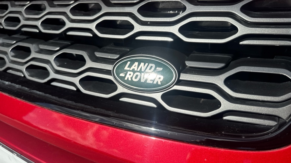 Land Rover Discovery Sport 2.0 D150 R-Dynamic SE 5dr Auto Diesel Station Wagon - Image 38