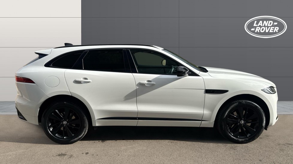 Jaguar F-Pace 2.0 P400e R-Dynamic HSE Black 5dr Auto AWD Estate - Image 5