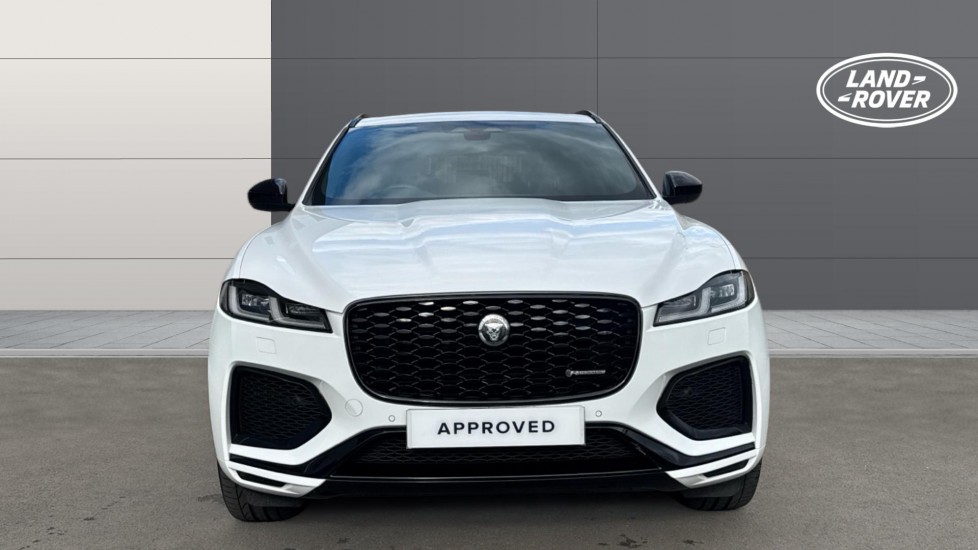 Jaguar F-Pace 2.0 P400e R-Dynamic HSE Black 5dr Auto AWD Estate - Image 7