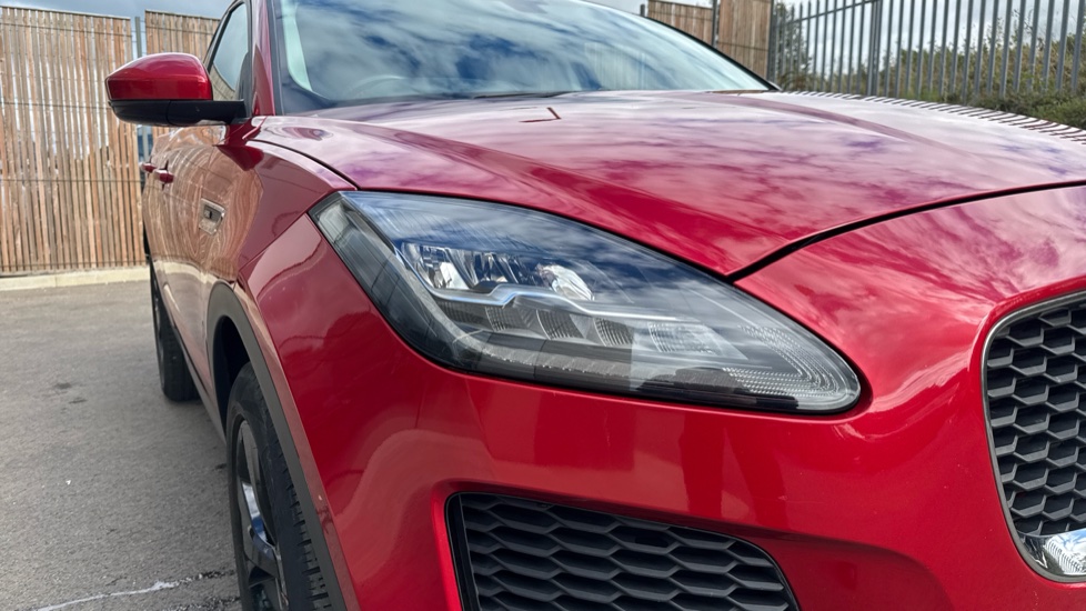 Jaguar E-Pace 2.0d [180] HSE 5dr Auto Diesel Estate - Image 17