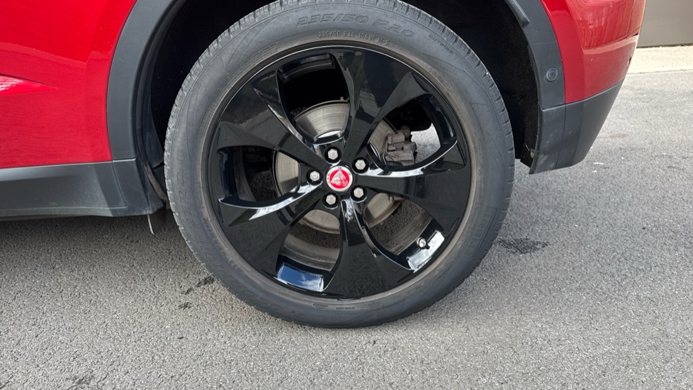 Jaguar E-Pace 2.0d [180] HSE 5dr Auto Diesel Estate - Image 30