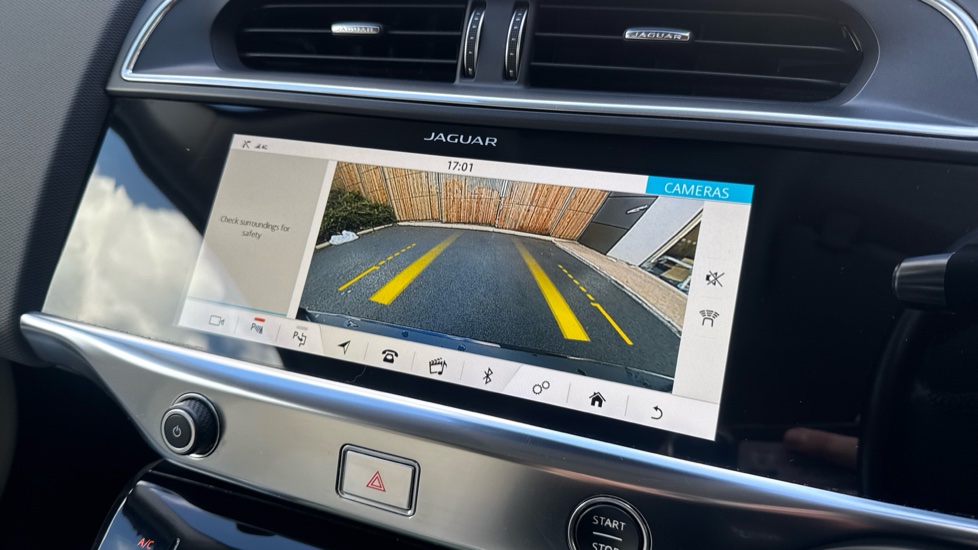 Jaguar I-Pace 294kW EV400 SE 90kWh 5dr Auto Electric Estate - Image 12