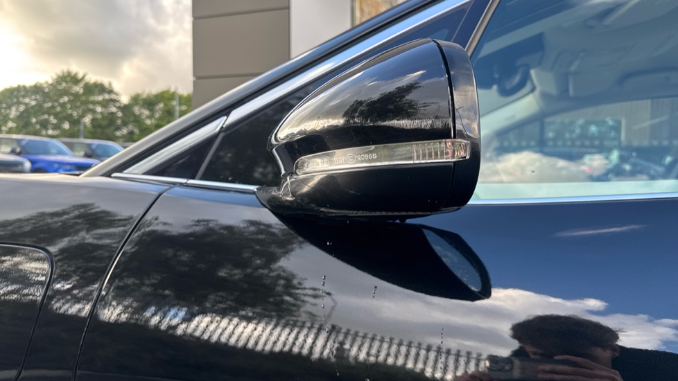 Jaguar I-Pace 294kW EV400 SE 90kWh 5dr Auto Electric Estate - Image 32
