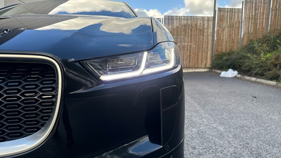 Jaguar I-Pace 294kW EV400 SE 90kWh 5dr Auto Electric Estate - Image 34