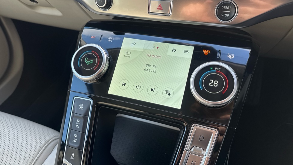 Jaguar I-Pace 294kW EV400 SE 90kWh 5dr Auto Electric Estate - Image 49