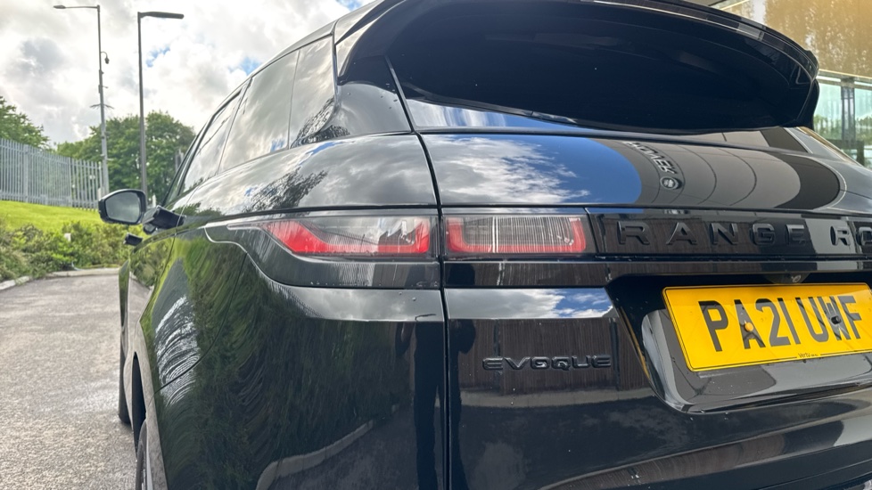 Land Rover Range Rover Evoque 2.0 D200 R-Dynamic S 5dr Auto Diesel Hatchback - Image 19