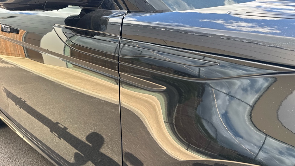Land Rover Range Rover Evoque 2.0 D200 R-Dynamic S 5dr Auto Diesel Hatchback - Image 21