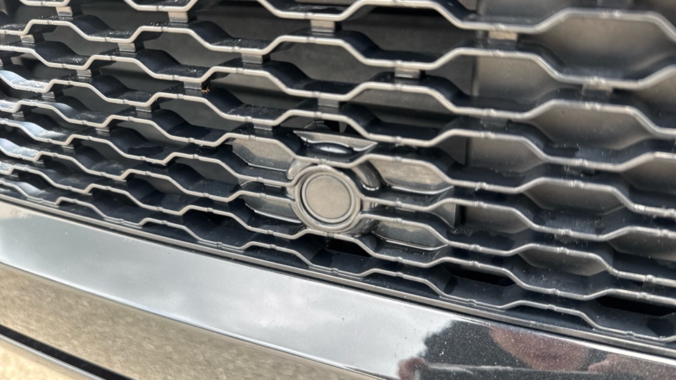 Land Rover Range Rover Evoque 2.0 D200 R-Dynamic S 5dr Auto Diesel Hatchback - Image 37