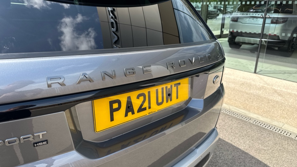 Land Rover Range Rover Sport 3.0 D300 HSE Silver 5dr Auto Diesel Estate - Image 26