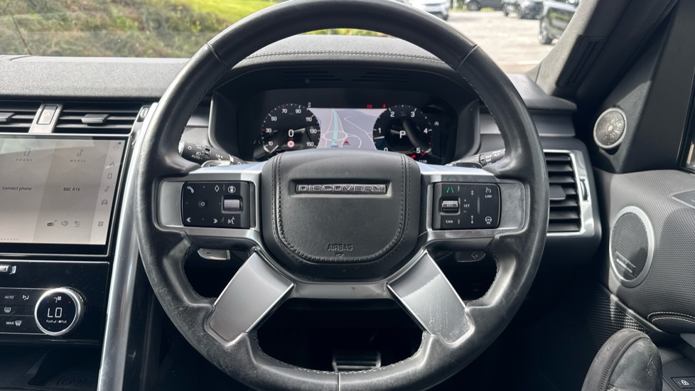Land Rover Discovery Diesel 3.0 D350 Dynamic HSE Commercial Auto - Image 15