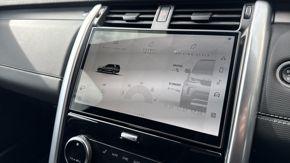 Land Rover Discovery Diesel 3.0 D350 Dynamic HSE Commercial Auto - Image 31