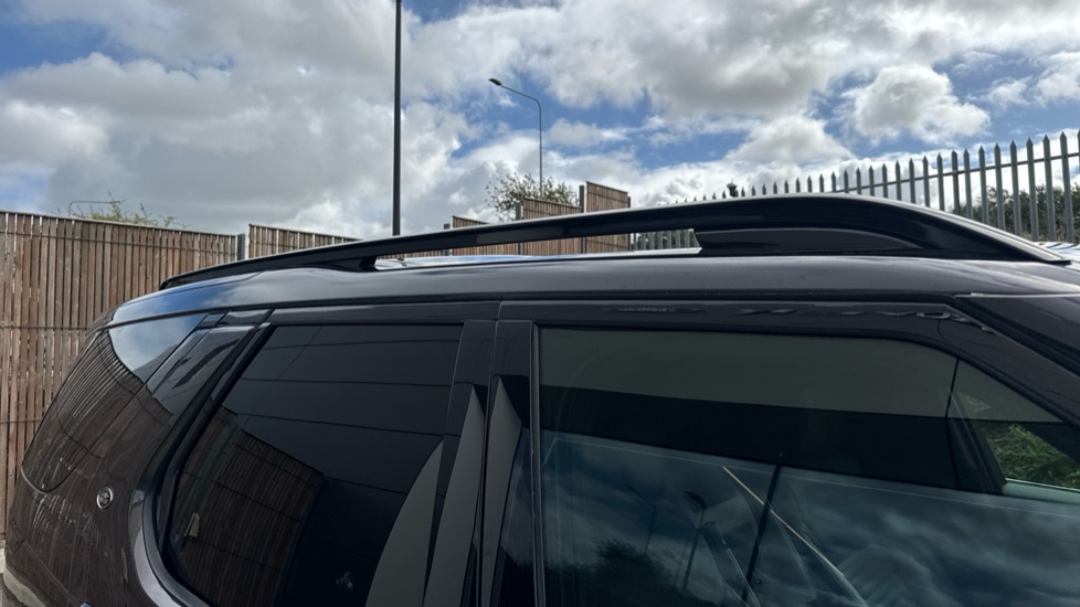 Land Rover Discovery Diesel 3.0 D350 Dynamic HSE Commercial Auto - Image 37