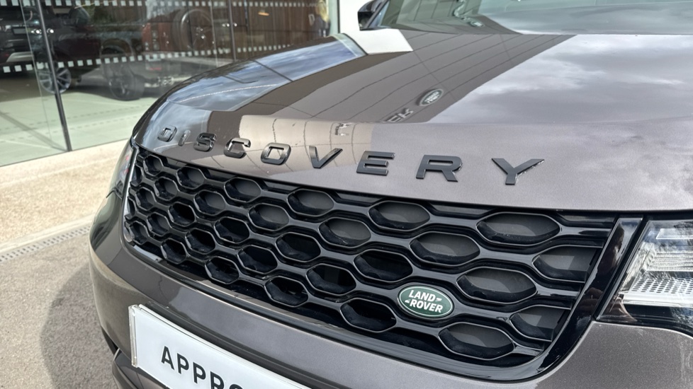 Land Rover Discovery Diesel 3.0 D350 Dynamic HSE Commercial Auto - Image 49