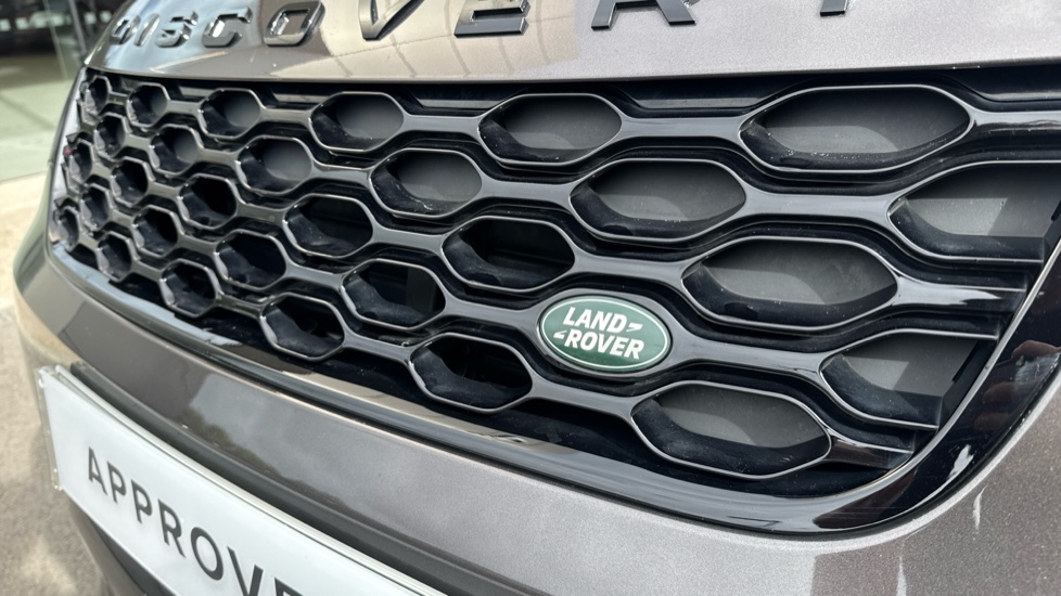 Land Rover Discovery Diesel 3.0 D350 Dynamic HSE Commercial Auto - Image 50