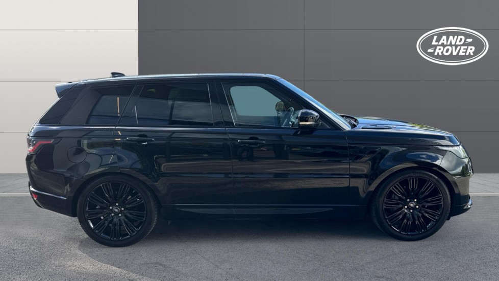 Land Rover Range Rover Sport 3.0 D300 HSE Dynamic Black 5dr Auto Diesel Estate - Image 5