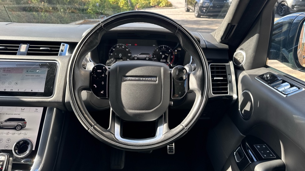 Land Rover Range Rover Sport 3.0 D300 HSE Dynamic Black 5dr Auto Diesel Estate - Image 15