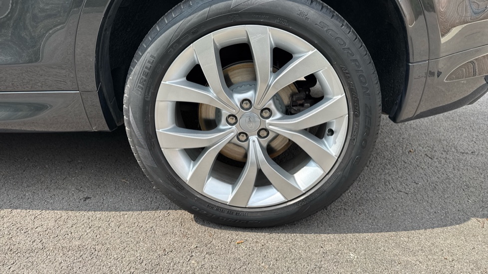Land Rover Discovery Sport 2.0 D200 Urban Edition 5dr Auto Diesel Station Wagon - Image 30