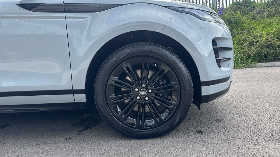 Land Rover Range Rover Evoque 2.0 D200 Dynamic SE 5dr Auto Diesel Hatchback - Image 8