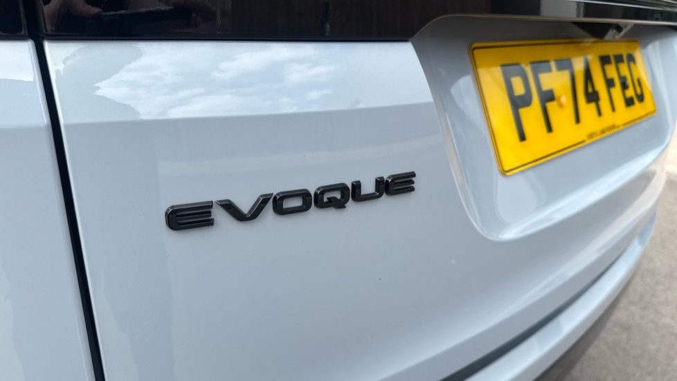 Land Rover Range Rover Evoque 2.0 D200 Dynamic SE 5dr Auto Diesel Hatchback - Image 24