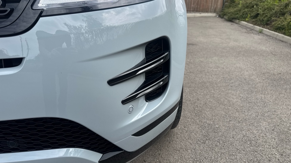 Land Rover Range Rover Evoque 2.0 D200 Dynamic SE 5dr Auto Diesel Hatchback - Image 36