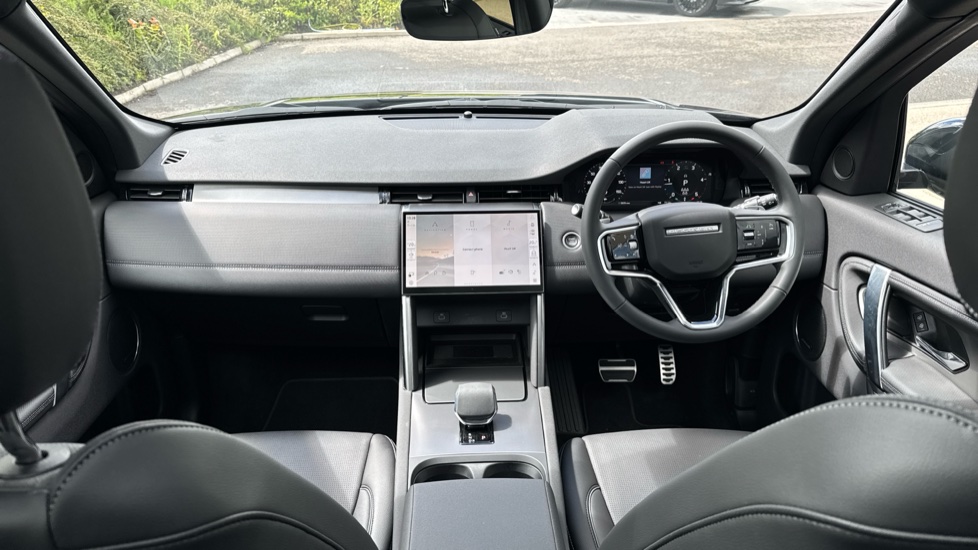 Land Rover Discovery Sport 2.0 D165 Dynamic SE 5dr Auto [7 Seat] Diesel Station Wagon - Image 9