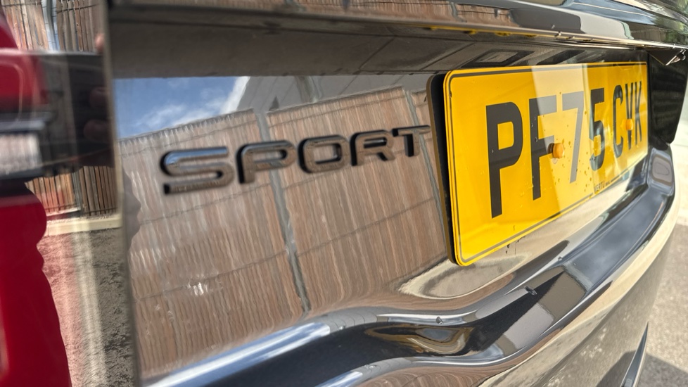 Land Rover Discovery Sport 2.0 D165 Dynamic SE 5dr Auto [7 Seat] Diesel Station Wagon - Image 25
