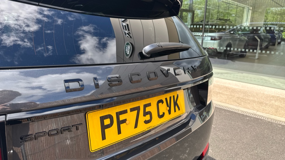 Land Rover Discovery Sport 2.0 D165 Dynamic SE 5dr Auto [7 Seat] Diesel Station Wagon - Image 26