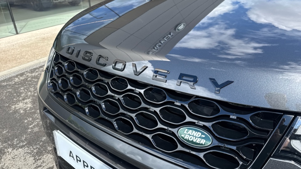 Land Rover Discovery Sport 2.0 D165 Dynamic SE 5dr Auto [7 Seat] Diesel Station Wagon - Image 34