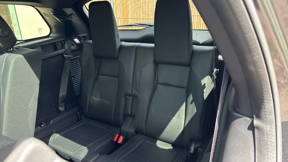 Land Rover Discovery Sport 2.0 D165 Dynamic SE 5dr Auto [7 Seat] Diesel Station Wagon - Image 38