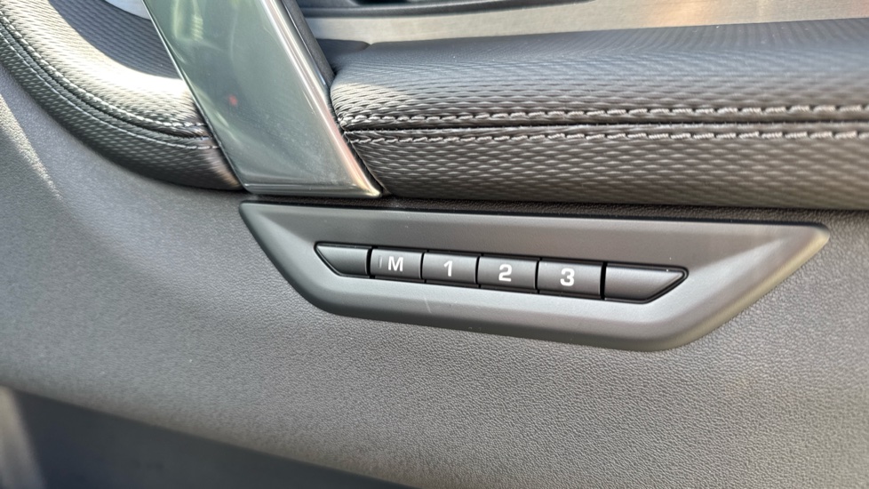 Land Rover Discovery Sport 2.0 D165 Dynamic SE 5dr Auto [7 Seat] Diesel Station Wagon - Image 44