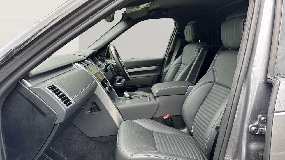 Land Rover Discovery Diesel 3.0 D350 Dynamic HSE Commercial Auto - Image 3