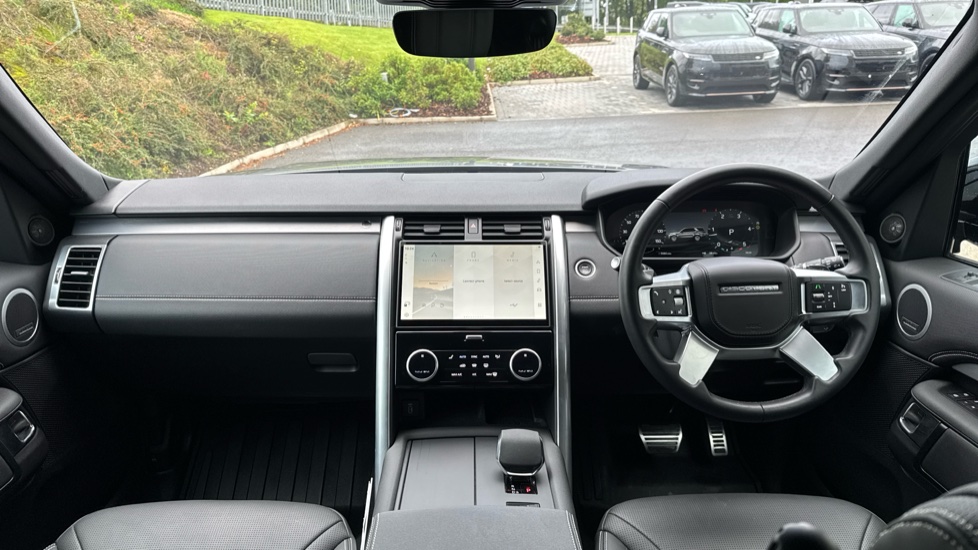 Land Rover Discovery Diesel 3.0 D350 Dynamic HSE Commercial Auto - Image 9