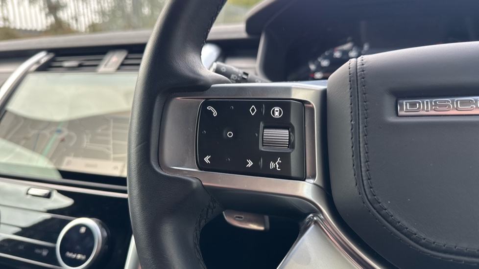 Land Rover Discovery Diesel 3.0 D350 Dynamic HSE Commercial Auto - Image 47