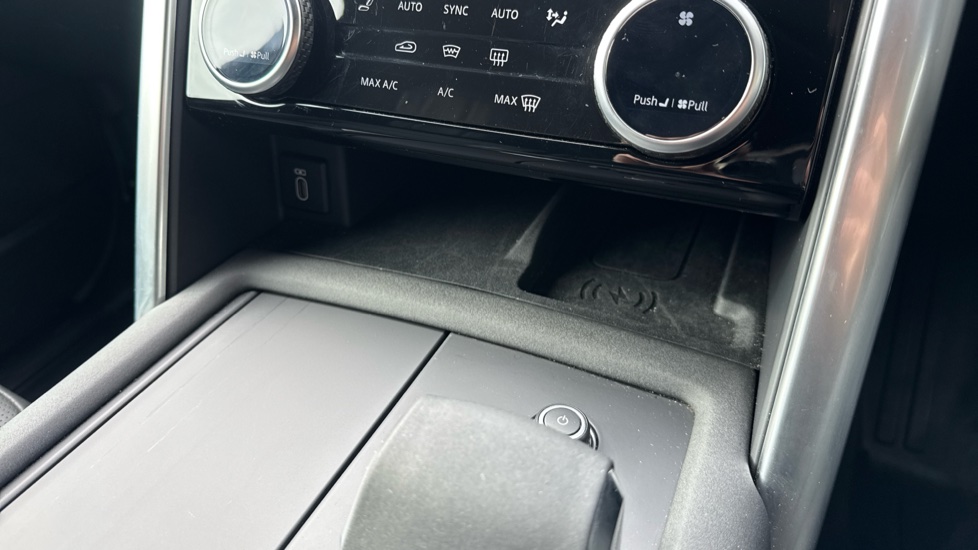 Land Rover Discovery Diesel 3.0 D350 Dynamic HSE Commercial Auto - Image 61