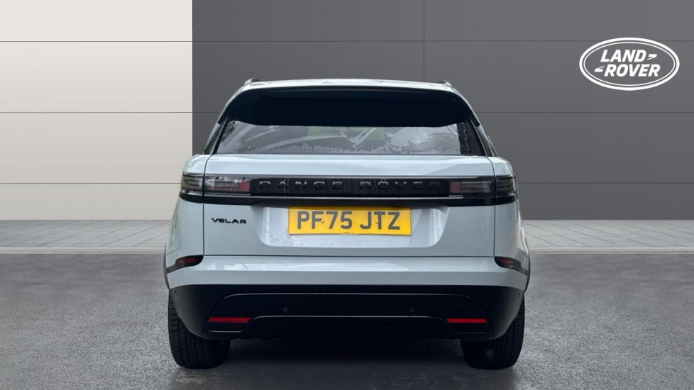 Land Rover Range Rover Velar 2.0 D200 MHEV Dynamic SE 5dr Auto Diesel Estate - Image 6