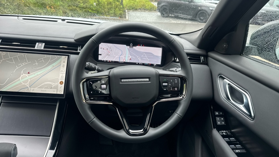 Land Rover Range Rover Velar 2.0 D200 MHEV Dynamic SE 5dr Auto Diesel Estate - Image 15