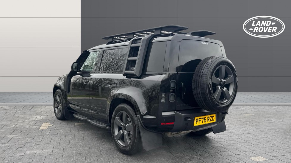 Land Rover Defender 3.0 D250 X-Dynamic HSE 110 5dr Auto Diesel Estate - Image 2
