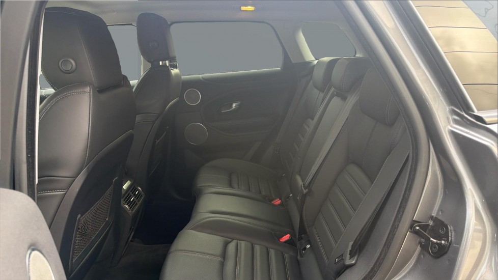 Land Rover Range Rover Evoque 2.0 TD4 HSE Dynamic 5dr Auto Diesel Hatchback - Image 4