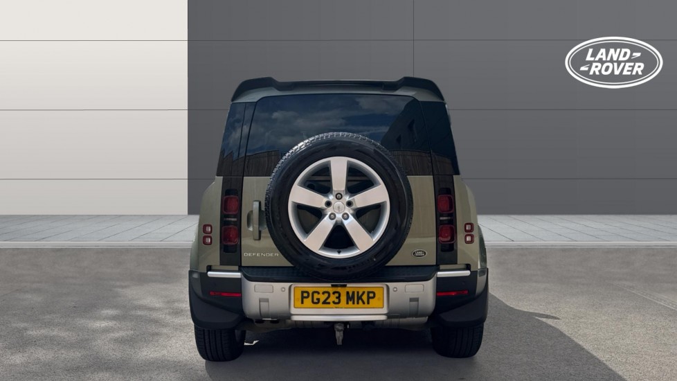 Land Rover Defender 3.0 D250 HSE 110 5dr Auto [6 Seat] Diesel Estate - Image 6