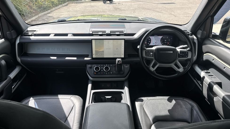Land Rover Defender 3.0 D250 HSE 110 5dr Auto [6 Seat] Diesel Estate - Image 9