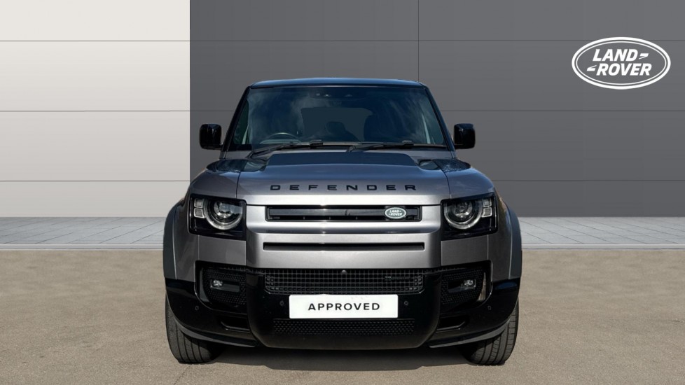 Land Rover Defender 3.0 D300 X-Dynamic HSE 110 5dr Auto Diesel Estate - Image 7