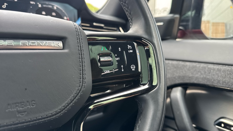 Land Rover Range Rover Sport 3.0 D300 Dynamic SE 5dr Auto Diesel Estate - Image 49