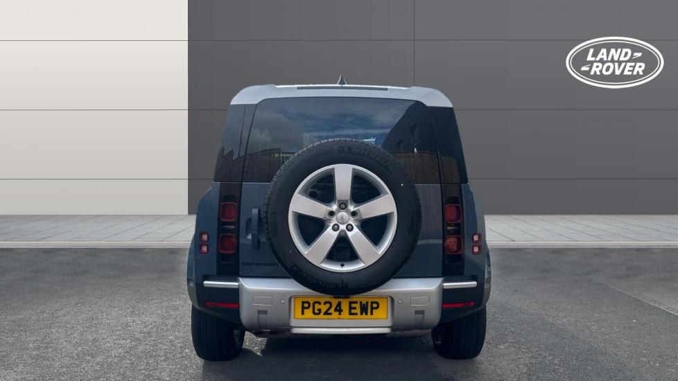 Land Rover Defender 3.0 D250 HSE 90 3dr Auto [6 Seat] Diesel Estate - Image 6